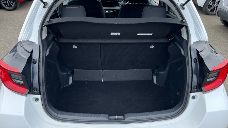 Toyota Yaris 1.5 Hybrid Design 5dr CVT Hybrid Hatchback